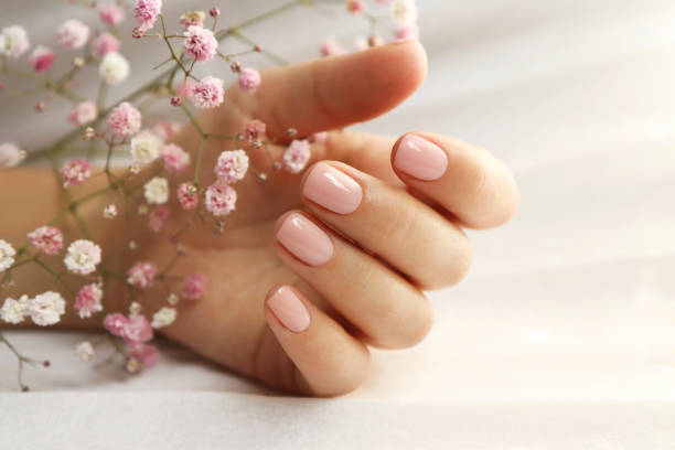 How to Maintain Healthy Nails: Manicure and Care Tips